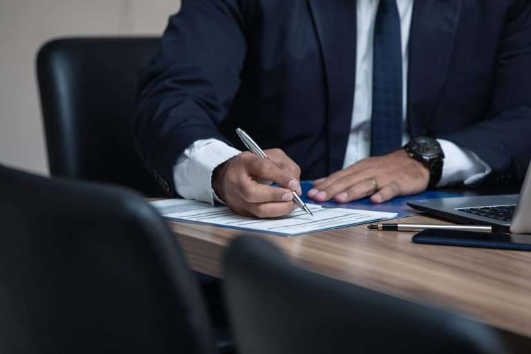 Cómo tributa una empresa extranjera en España: aspectos clave que debes conocer