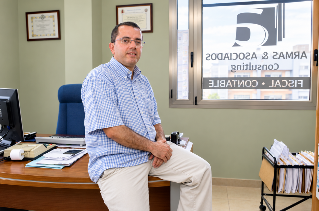 asesoria en fuerteventura armas y asociados